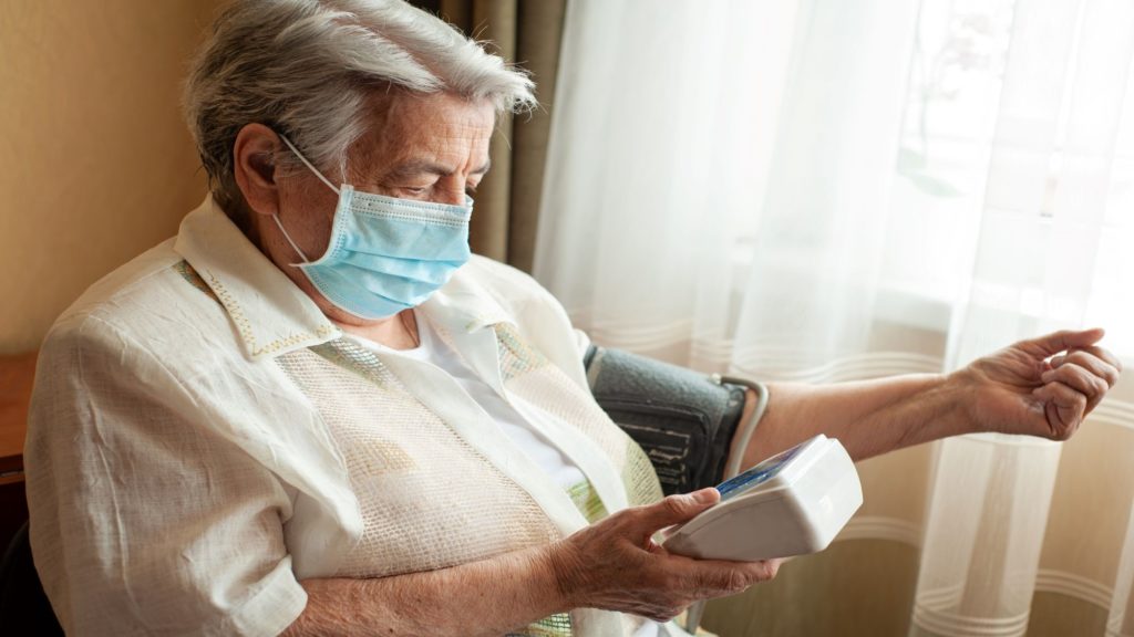 1 in 5 older patients ignoring doctors’ orders to home-monitor blood pressure