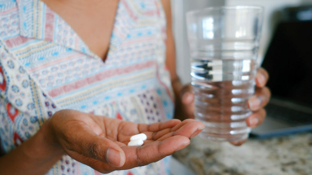 Increase in incident anemia seen with low-dose aspirin in older adults