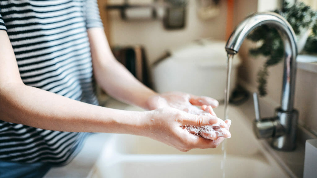 Is tap water a threat to home care patients?